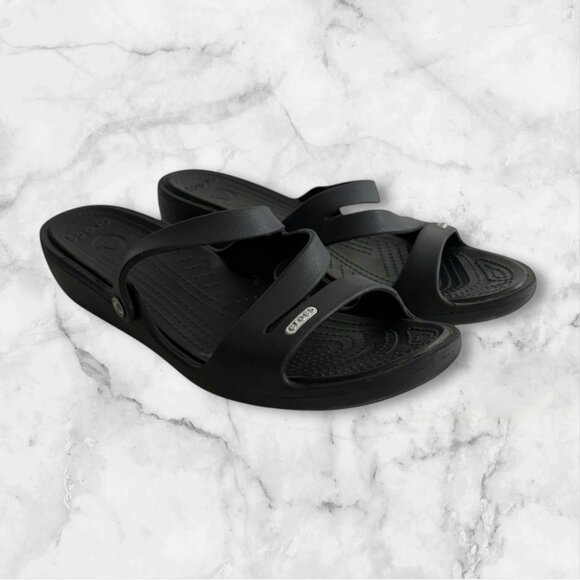 CROCS Patricia Black  Sandal Flip Flop 10386 Womens Size 10 Slip on Comfort - Picture 1 of 9